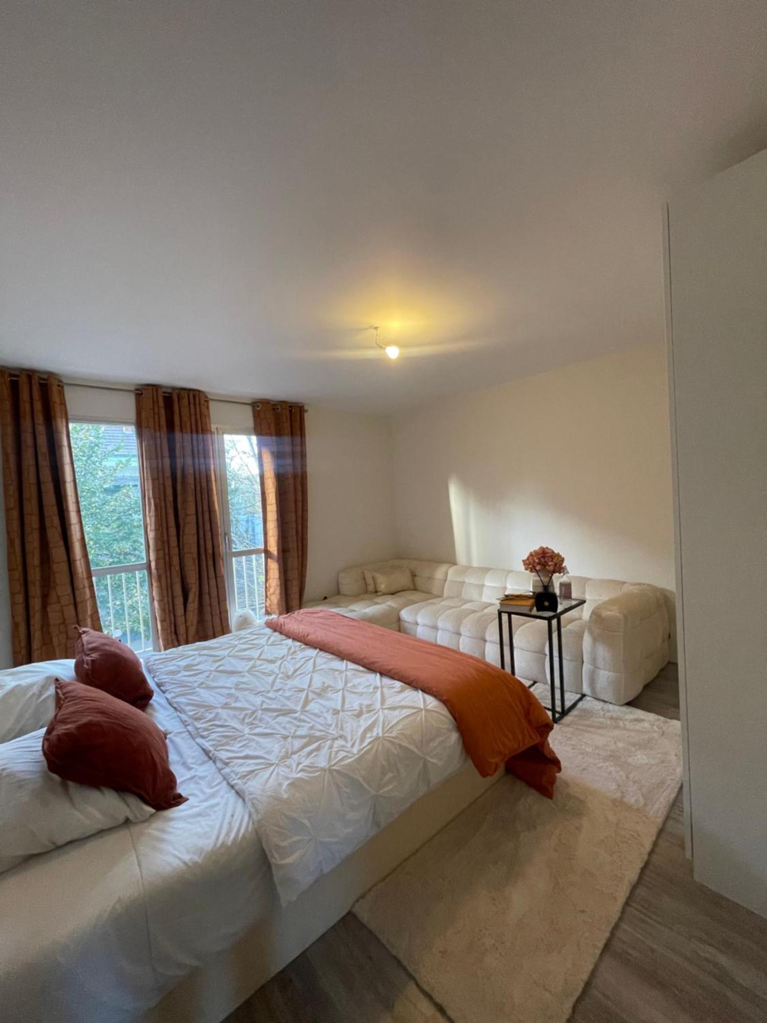 La Maison Du Luxe Ris-Orangis Esterno foto