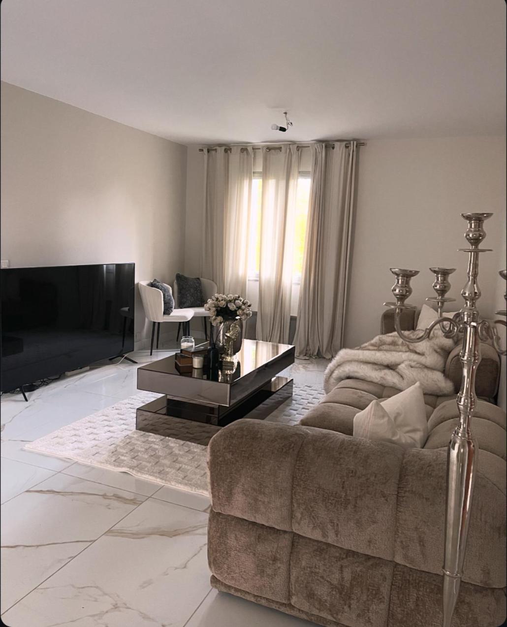 La Maison Du Luxe Ris-Orangis Esterno foto