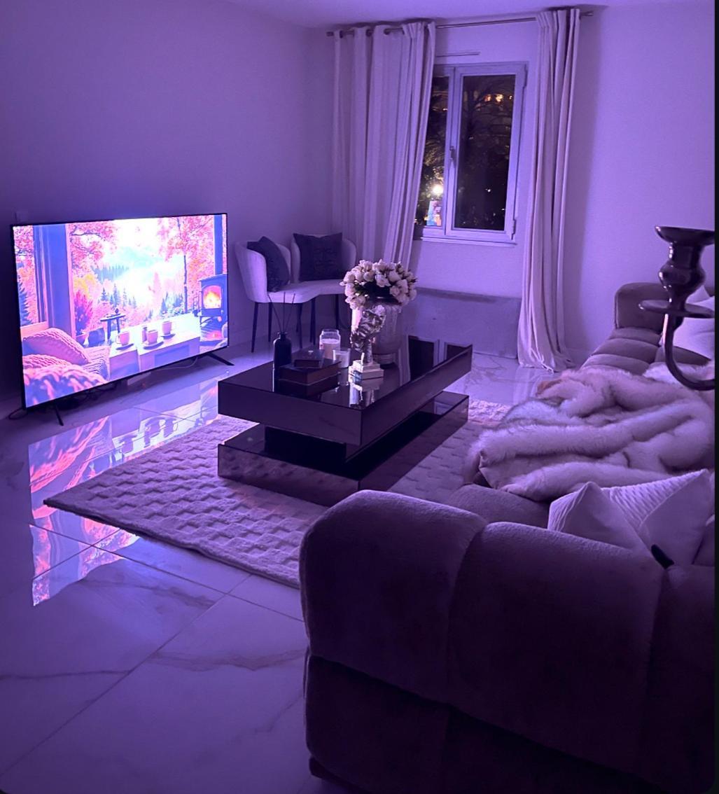 La Maison Du Luxe Ris-Orangis Esterno foto